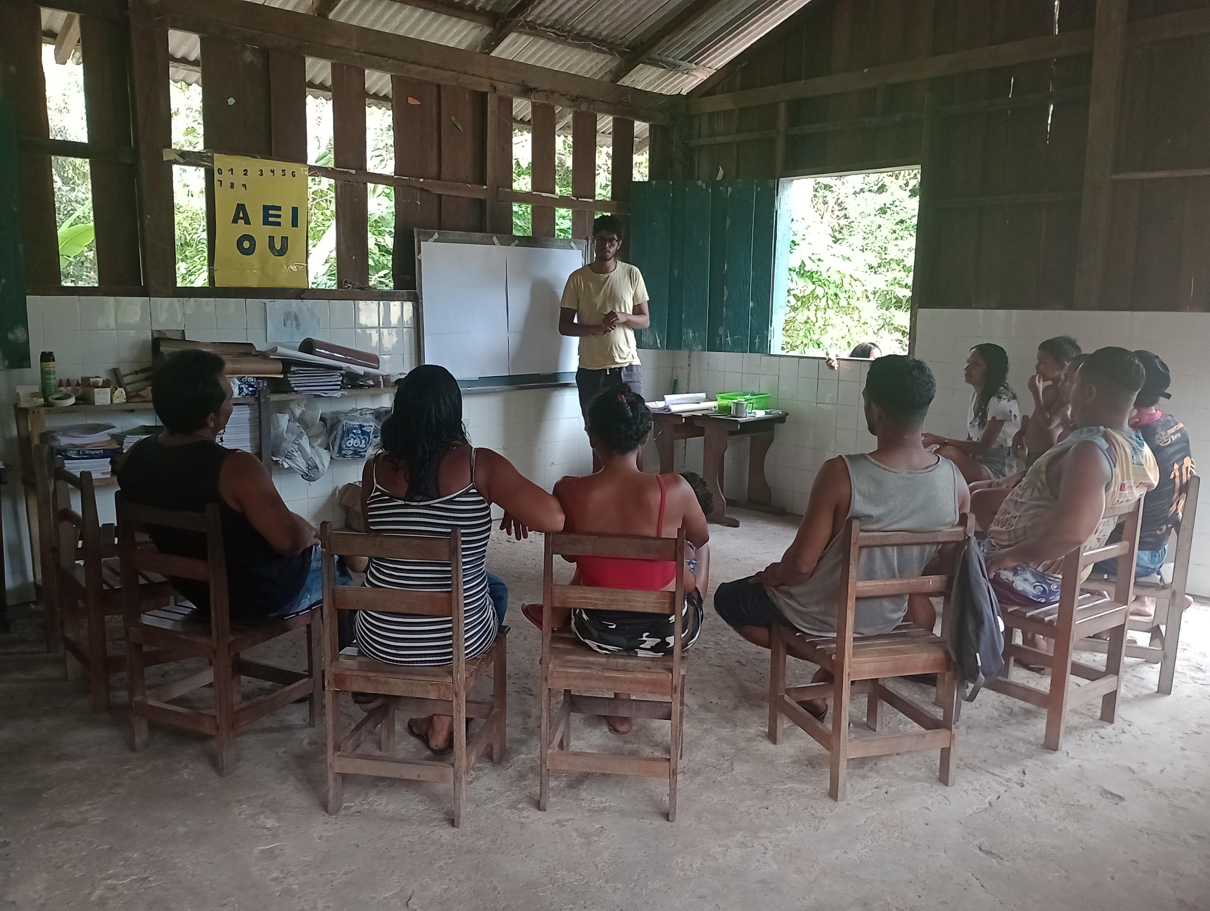 Rafael Lembi workshop facilitation in Amazon.jpeg